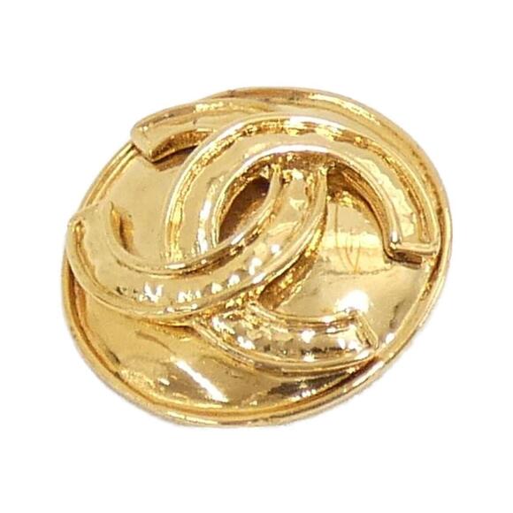 CHANEL Jewelry - CHANEL Authentic Gold Brooch